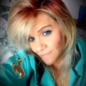 Meet your Posher, Janeal